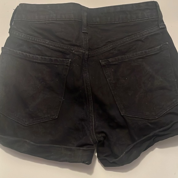 Black button up/zip up shorts | Old Navy | Size 2 - Picture 4 of 4